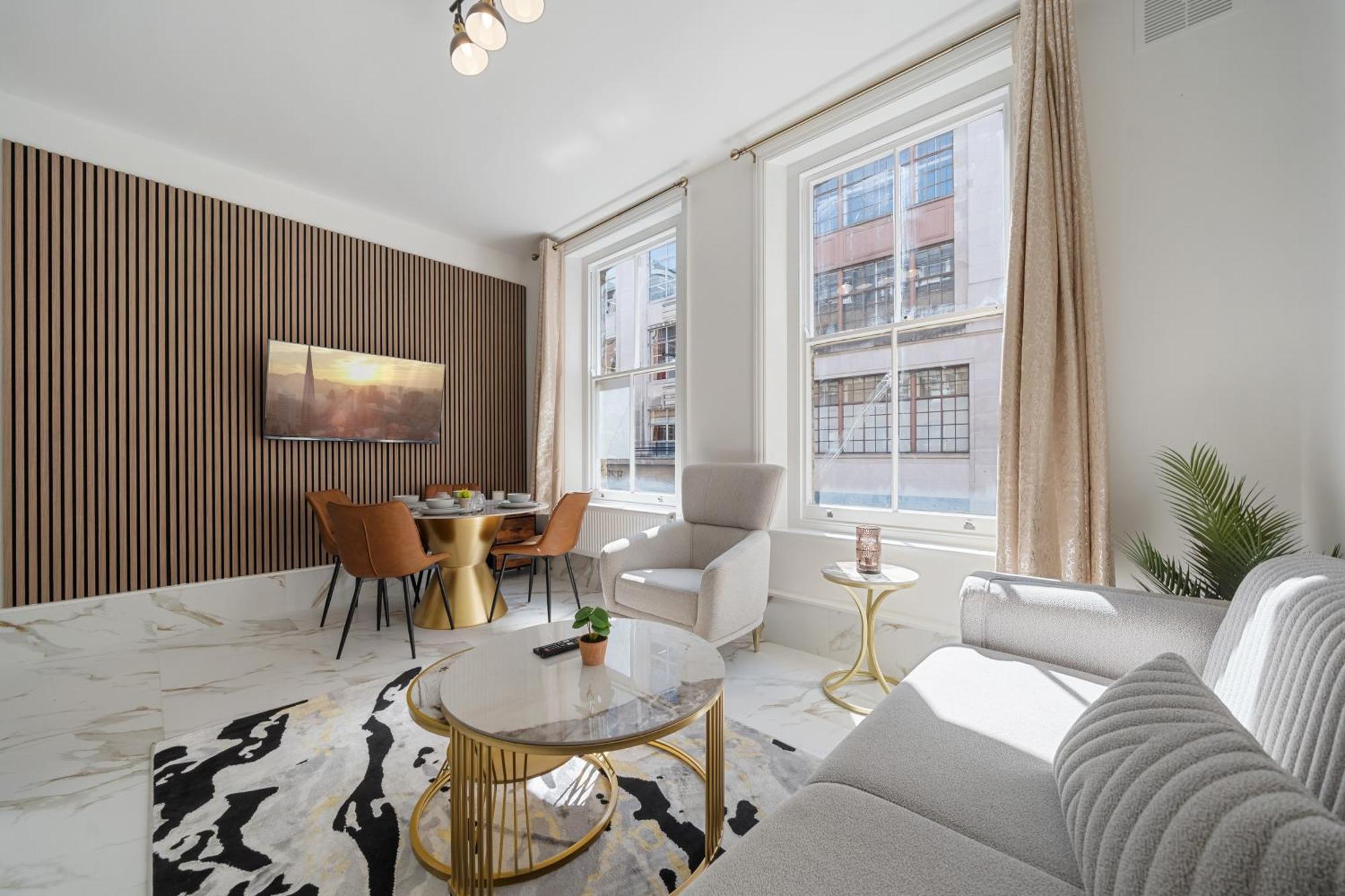 Stylish And Modern In Vibrant Soho Unbeatable Location Wdg * Londen