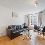 Stylish And Modern Apartments In Vibrant Soho Unbeatable Location Wdg